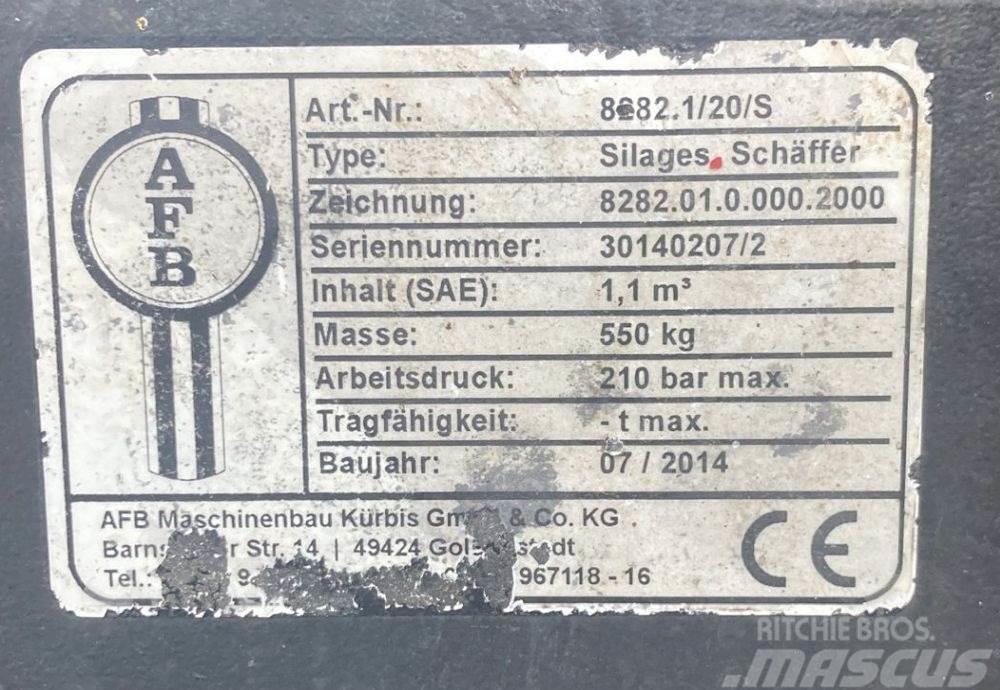 Schäffer Greifschaufel 2m Autres équipements pour tracteur