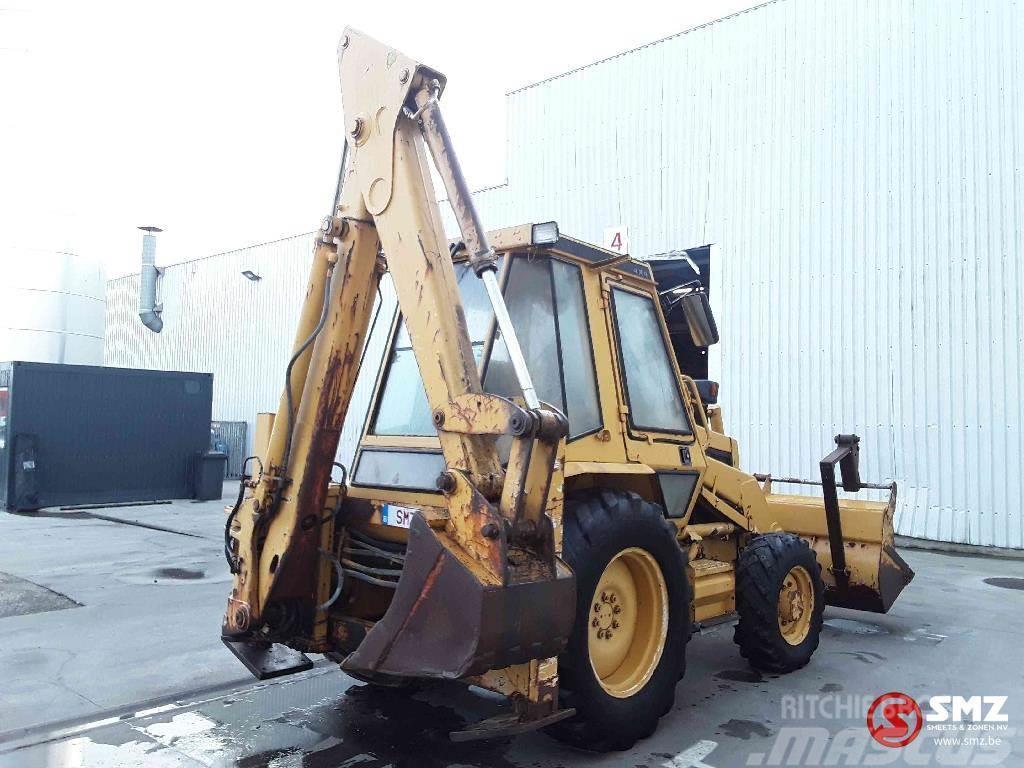 CAT 428 Tractopelle