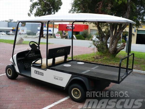 EZGO Rental 2-seater LWB Utility Voiturette de golf