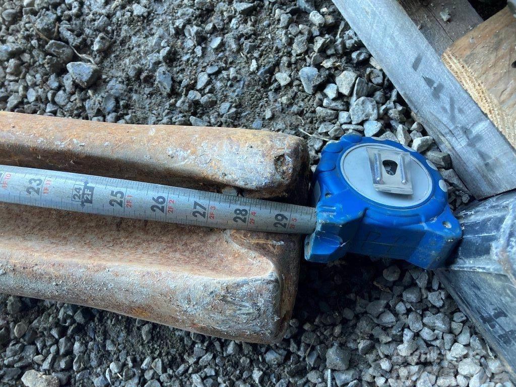 Aftermarket 5-1/2” x 29-1/2” Cable Tool Drilling C Accessoires et pièces pour matériel d'enfonçage
