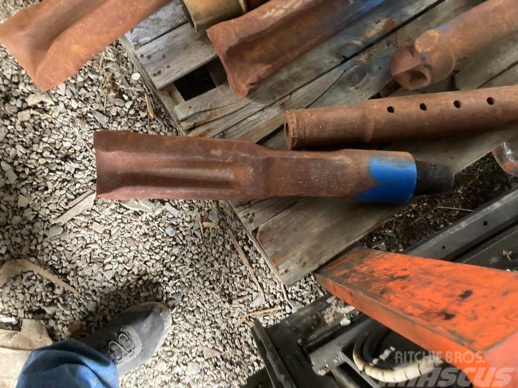 Aftermarket 5-1/8” x 25 Cable Tool Drilling Chisel Accessoires et pièces pour matériel d'enfonçage