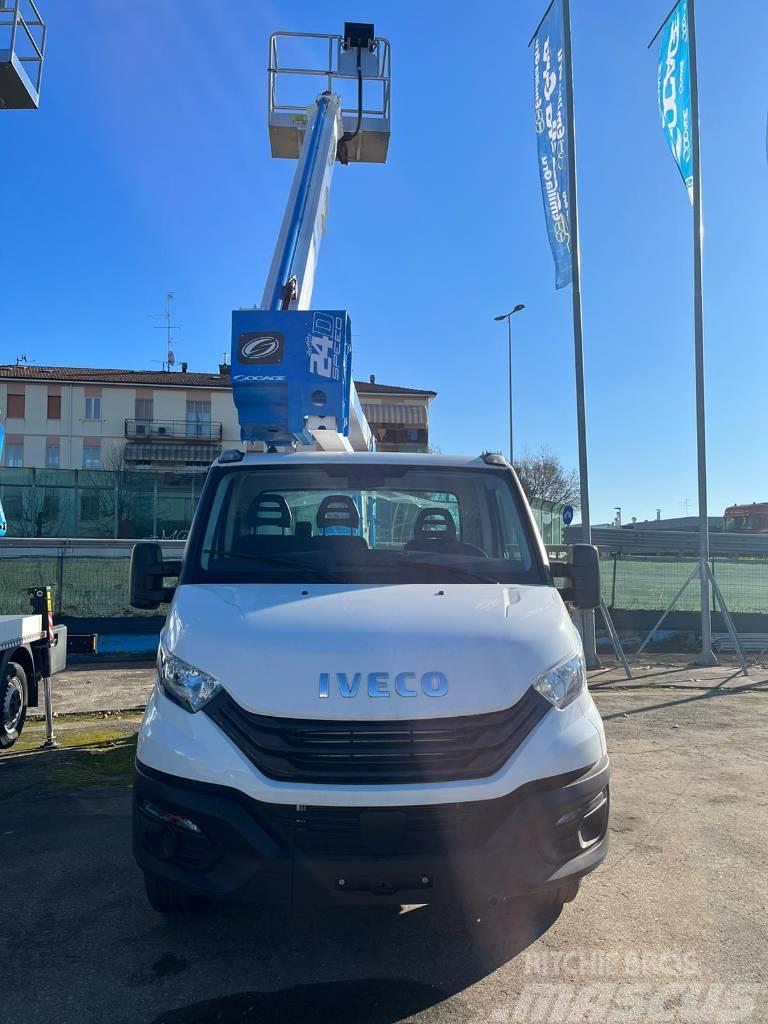 Socage 24D su Iveco Daily in PRONTA CONSEGNA Plateformes