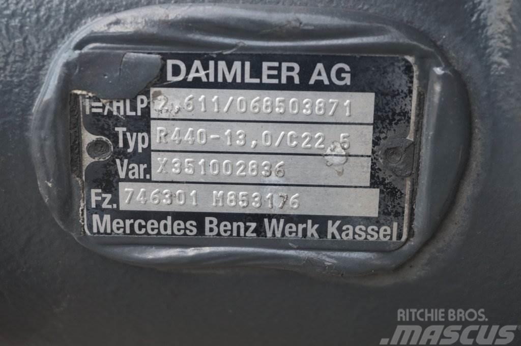 Mercedes-Benz R440-13A/C22.5 47/18 Essieux