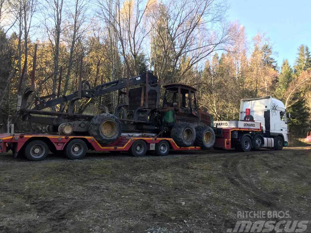 John Deere 1410 D breaking for parts Tracteurs forestiers