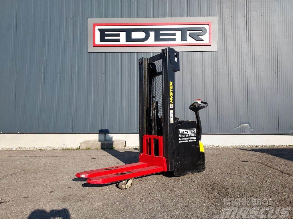 Hyster S 1.6iL Gerbeur accompagnant