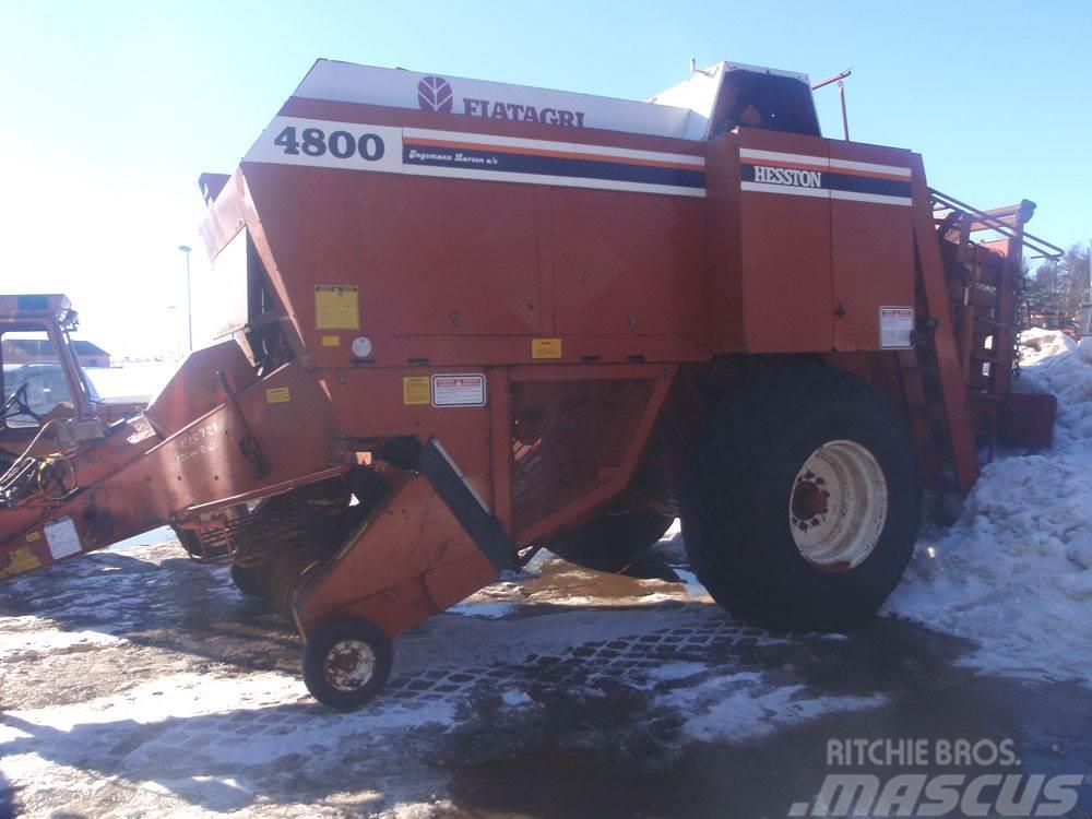 Hesston 4800 Tracteur