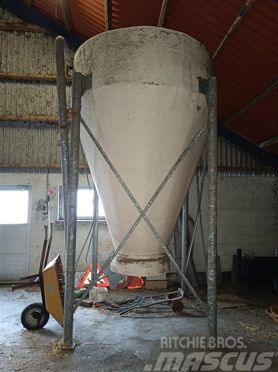  Flex  silo 3-4 tons Désileuse
