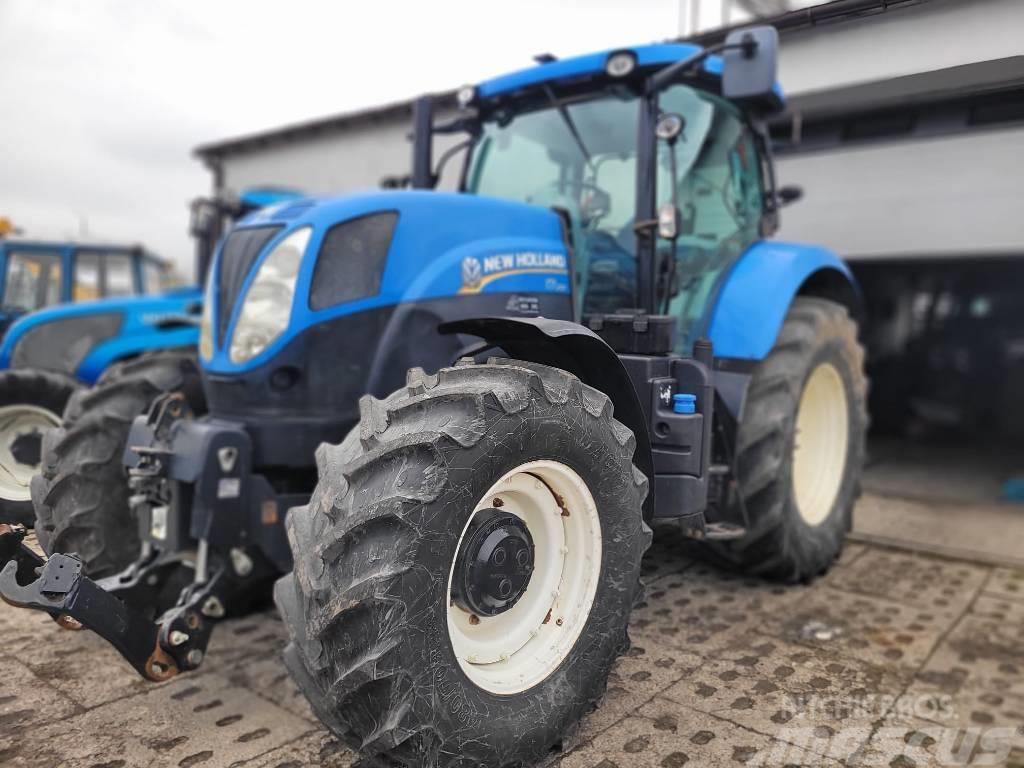 New Holland T 7.200 Tracteur