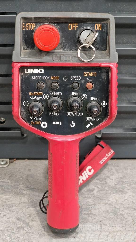 Unic URW-295 Mini grue