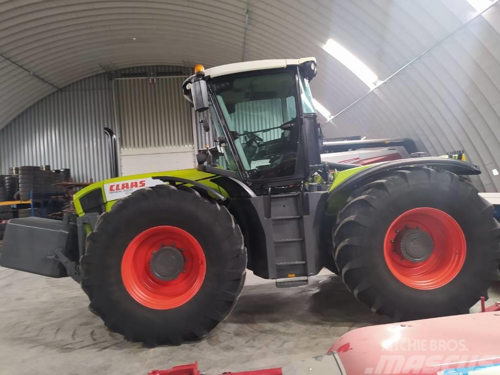 CLAAS Xerion 3300 Trac Tracteur
