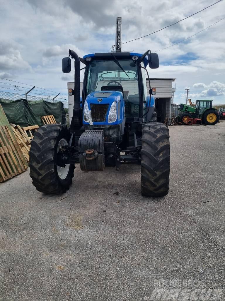 New Holland T6 155 Tracteur