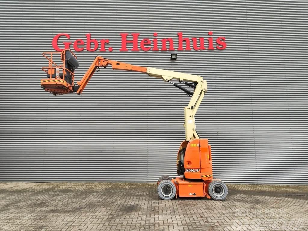 JLG E300 AJP Full electric Slewing Ring Defect! Nacelles articulées