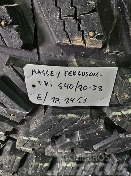 Massey Ferguson Hjul par: Nokian hakkapelitta tri 540/80 38 Pronar Pneus, roues et jantes