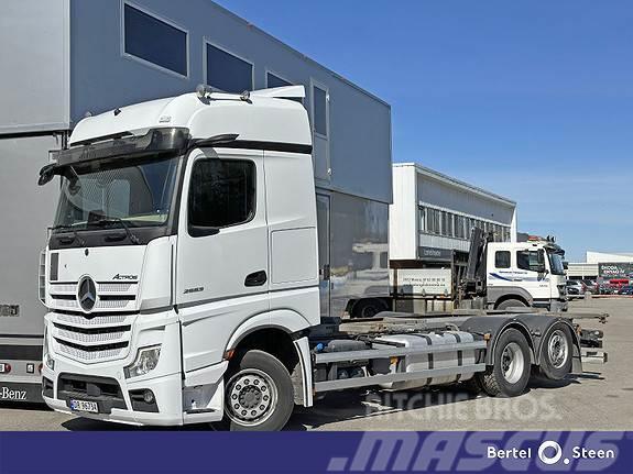 Mercedes-Benz Actros 2553L/49 6x2 velholdt, drivlinjegaranti Camion porte container