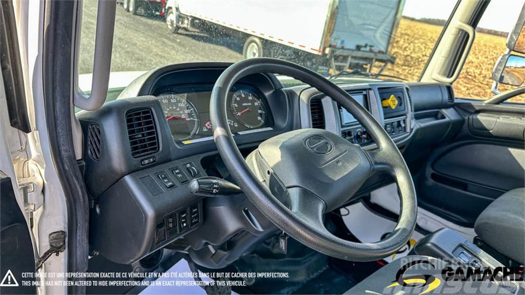 Hino 358 TOWING / TOW TRUCK PLATFORM Tracteur routier