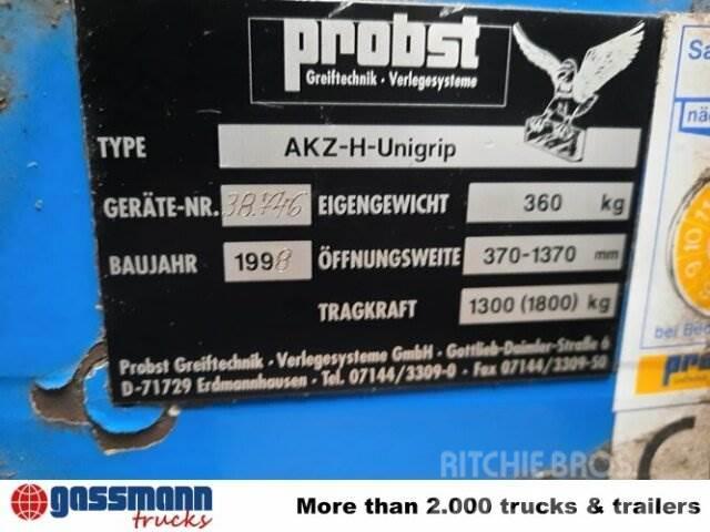  Andere AKZ-H-Unigrip Palettenzange Camion plateau ridelle avec grue