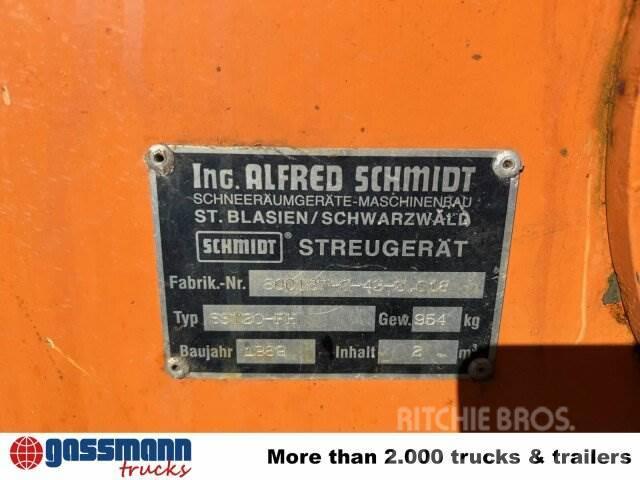 Schmidt SST20-FH Salzstreuer ca. 2m³, Unimog Autres équipements pour tracteur