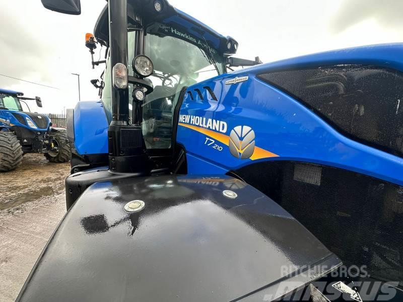 New Holland T7.210 AC Tracteur