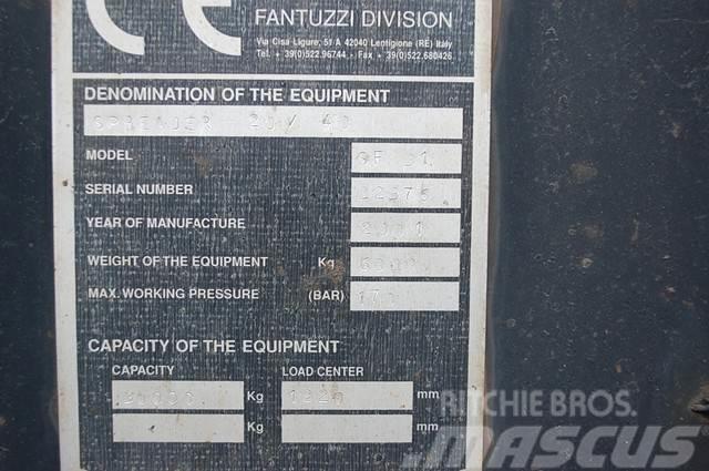 Fantuzzi Spreader SF31 Autre matériel de manutention
