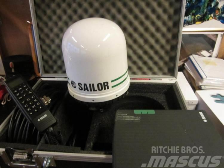  Satellit telefon SAILOR - SP radio Denmark Bateaux de travail, barges et pontons