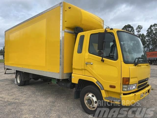 Mitsubishi FK600 Fighter Camion Fourgon