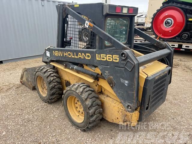 New Holland LX565 Chargeuse compacte