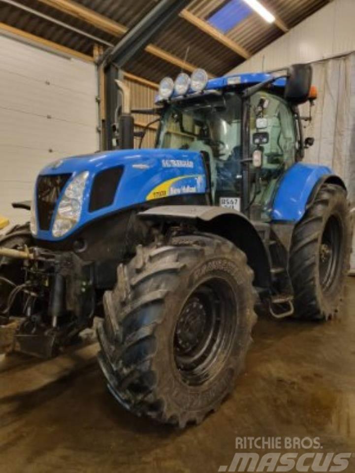 New Holland T7030 AC Tracteur