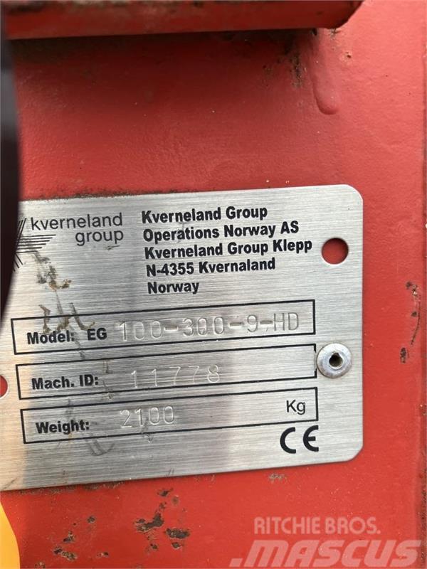 Kverneland 5 F ED 100-300 Charrue réversible