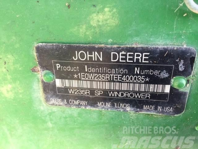 John Deere W235 Faucheuse