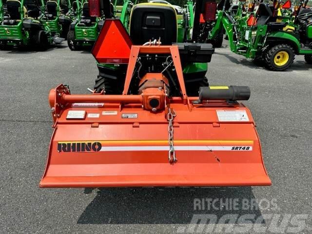 Rhino SRT48 Autres équipements pour tracteur