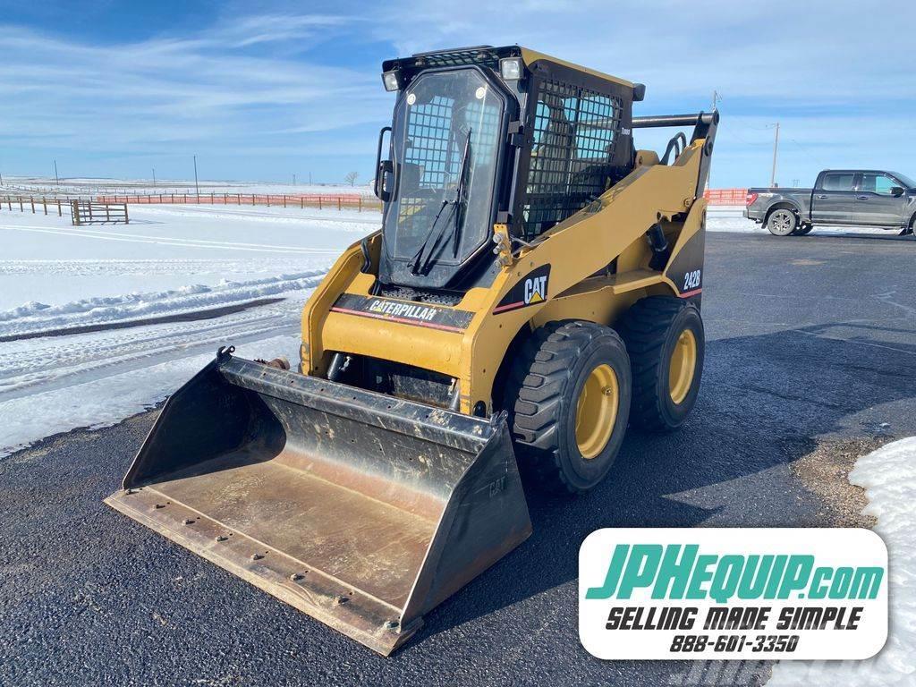 CAT 242B Skid Steer Chargeuse compacte