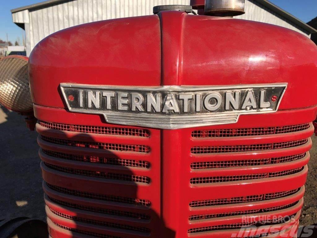 International W4 Tracteur