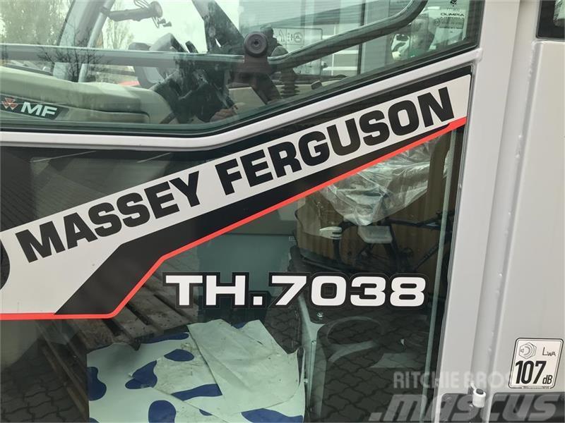 Massey Ferguson 7038 Chariot télescopique