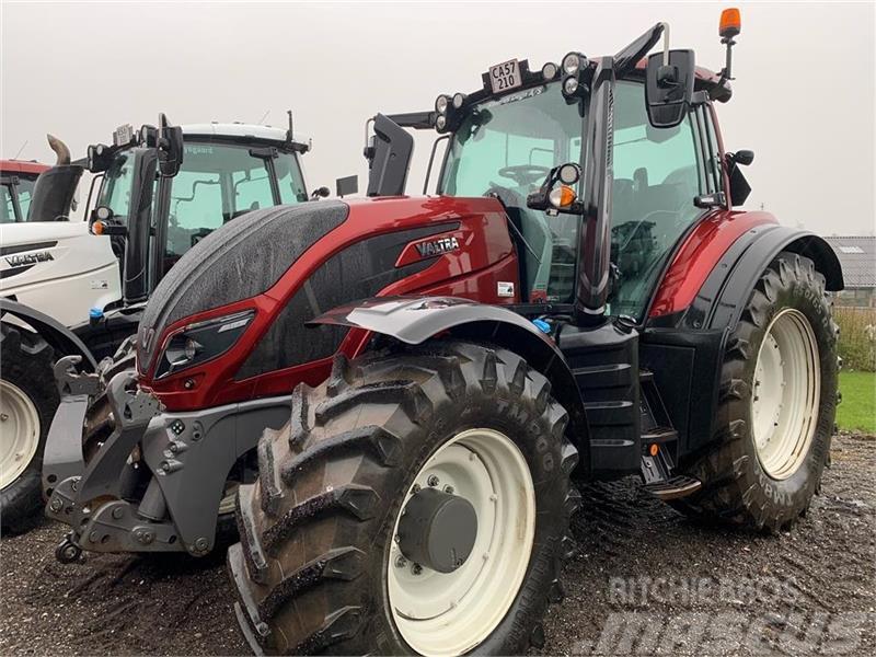 Valtra T234D SmartTouch Fin Valtra T 234 Direct Tracteur