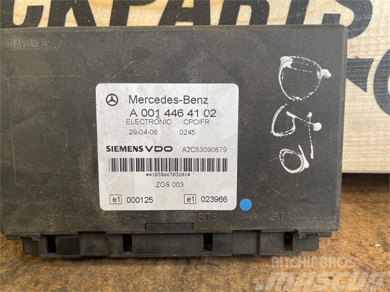 Mercedes-Benz MERCEDES ECU ZGS CPC FR A0014464102 Electronique