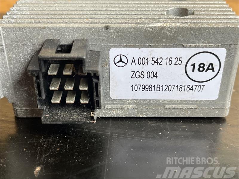 Mercedes-Benz MERCEDES ECU ZGS 004 A0015421626 Electronique