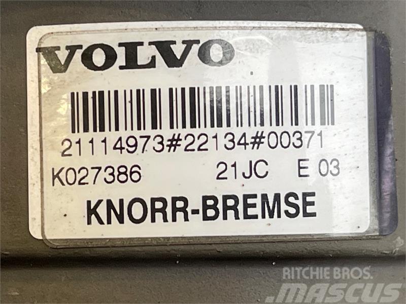 Volvo  FOOT BRAKE MODULE 21114973 Radiateurs