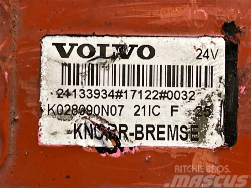 Volvo  VALVE 21133934 Radiateurs