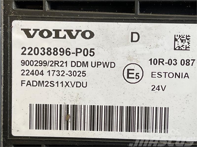 Volvo VOLVO CONTROL UNIT 22038896 Electronique