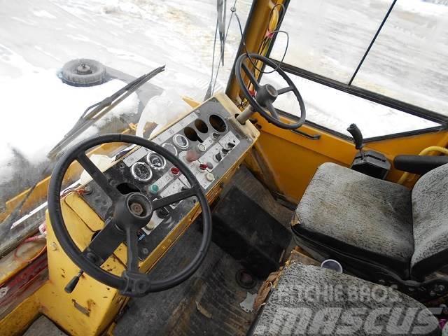 Bomag BW-161AC Rouleaux tandem