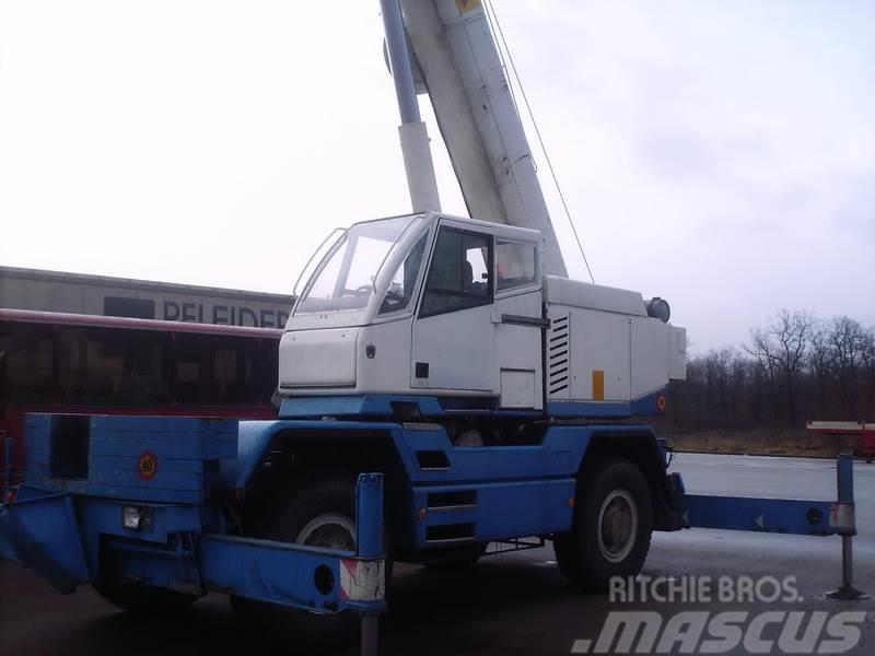  COMPACT TRUCK CT2-1 Grues mobiles