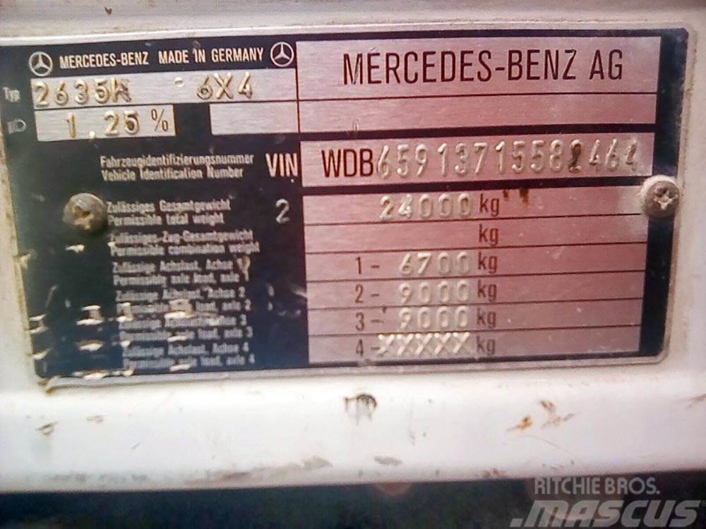 Mercedes-Benz 2635 Camion benne