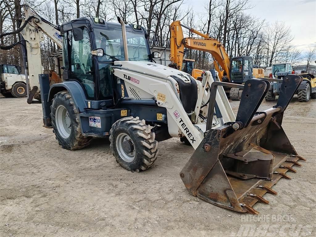 Terex TLB850SM Tractopelle