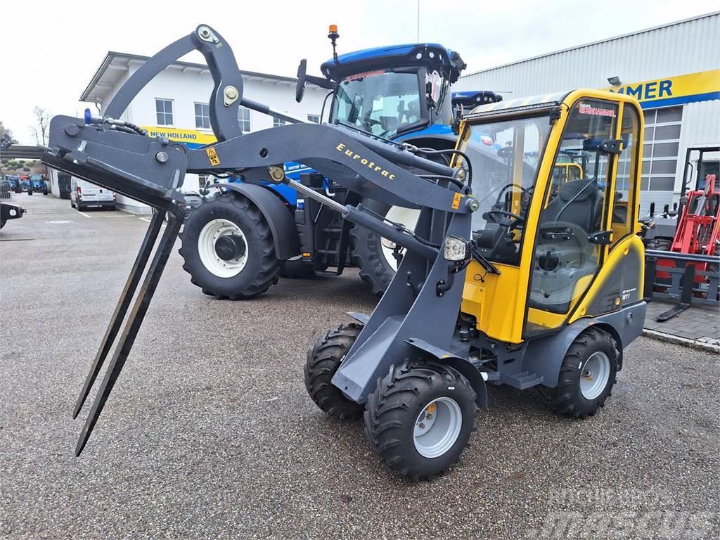 Eurotrac W11 Chargeur frontal, fourche