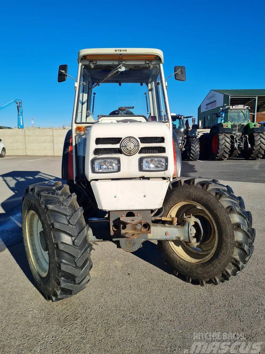Steyr 8075 A Tracteur