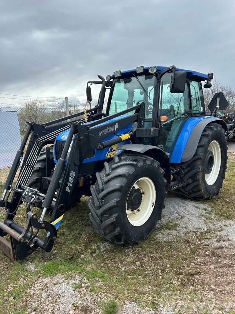 New Holland T5070 Tracteur