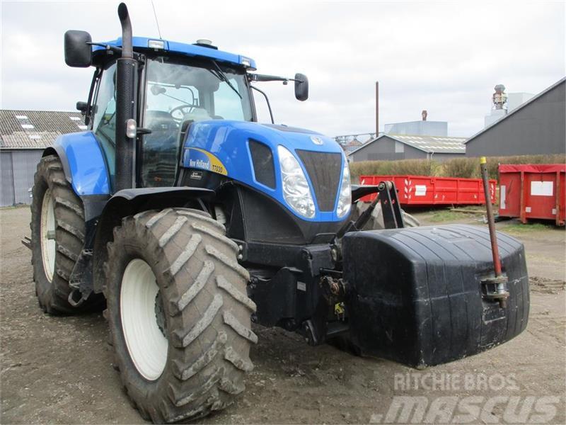 New Holland T7030 med ekstra udstyr Tracteur