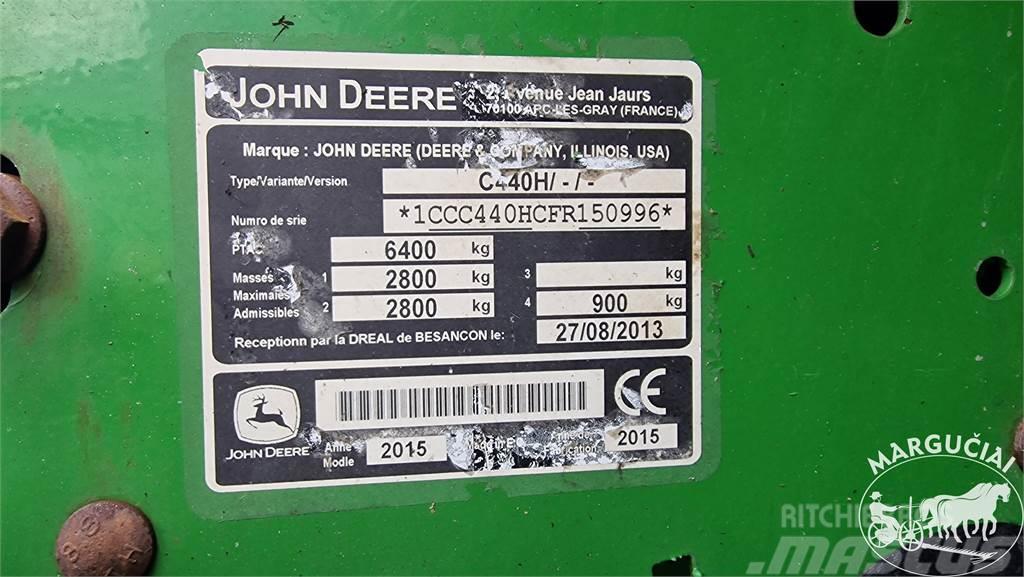 John Deere C 440 R Presse à balle ronde
