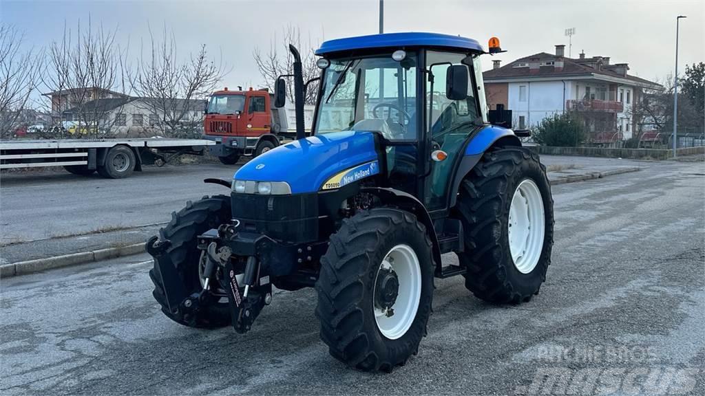 New Holland TD5050 4X4 Chasse neige