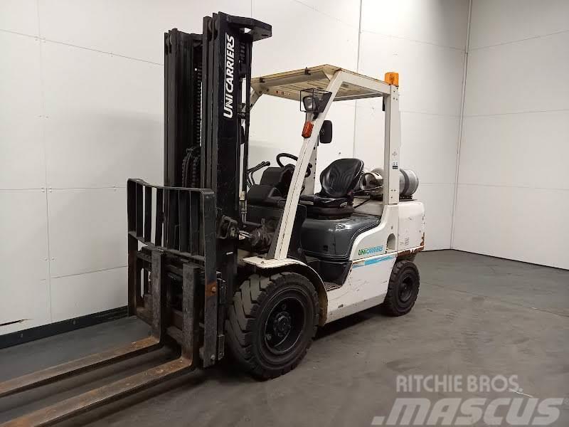 UniCarriers UG1F2A35DU Chariots GPL